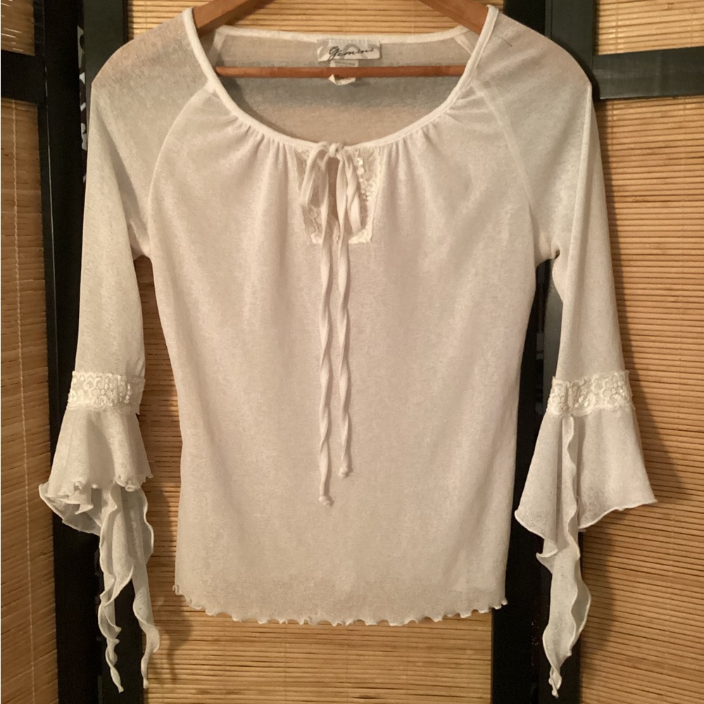 Vintage Y2K white top sheer blouse S EUC tie front ruffle hem